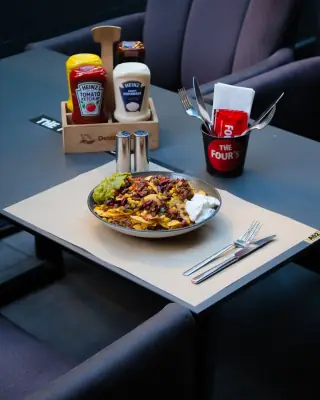 Kıyma Soslu Nachos